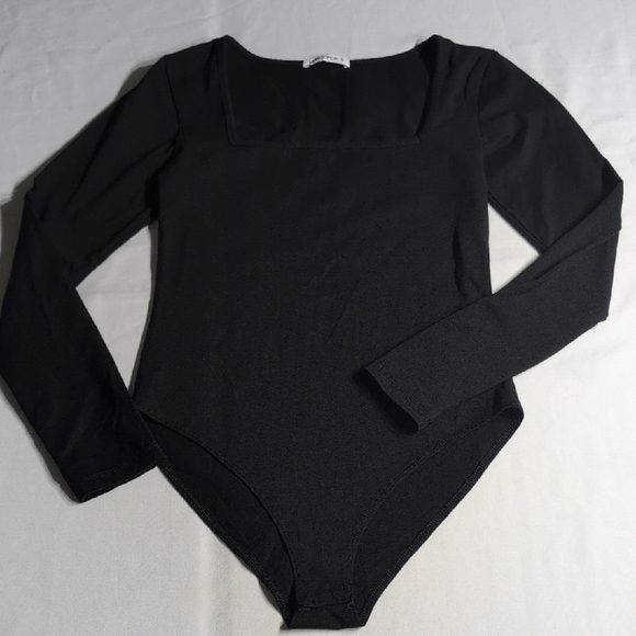 Mangopop Black Long Sleeve Bodysuit Size Small - Picture 1 of 5